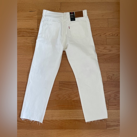 NWT Levi’s Wedgie Straight Women’s Jeans Cloud Bank 28w x 26l - Picture 5 of 6